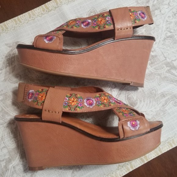 Lucky Brand Shoes - LUCKY BRAND ORIGINALS "Koko" Embroidered Wedge